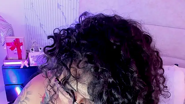 Reginavegaa's Live XXX Chat