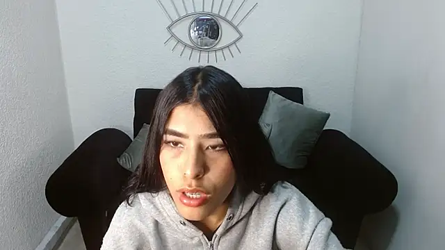 naomyfuckhard Webcam Show