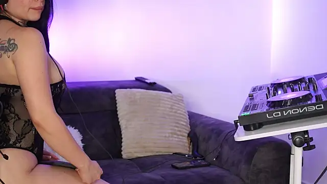 Živý XXX chat SatyaDj