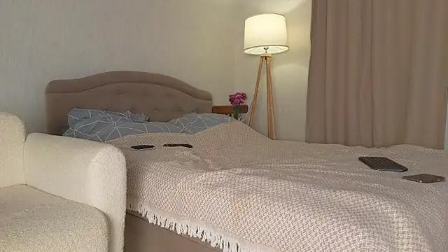 Tasha_MiuのライブXXXチャット