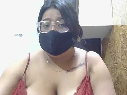 Fuckpussylickass 现场XXX聊天
