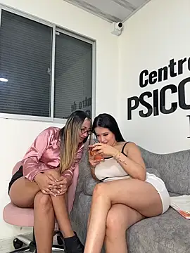 Sara_fun: απευθείας συνομιλία ΧΧΧ