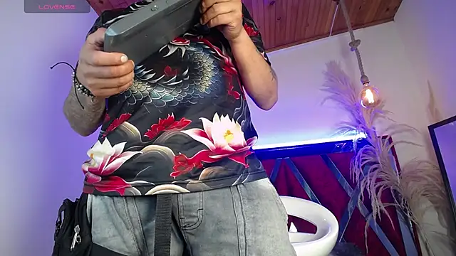 Nickk_21_ Webcam show