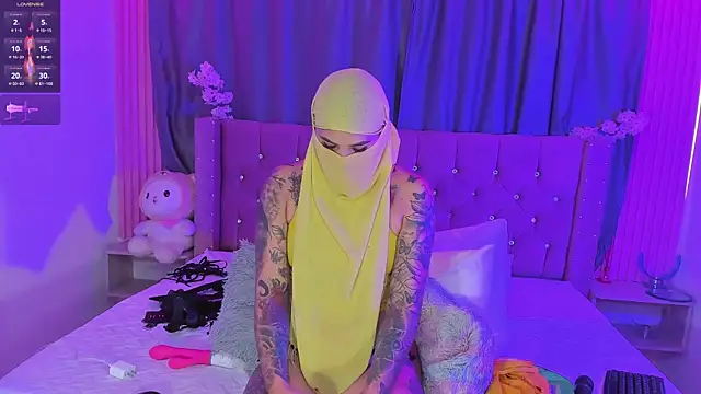 دردشة Nayla-Mouna الجنسية المباشرة
