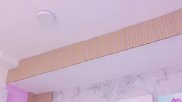 LunaRoose's Live XXX Chat