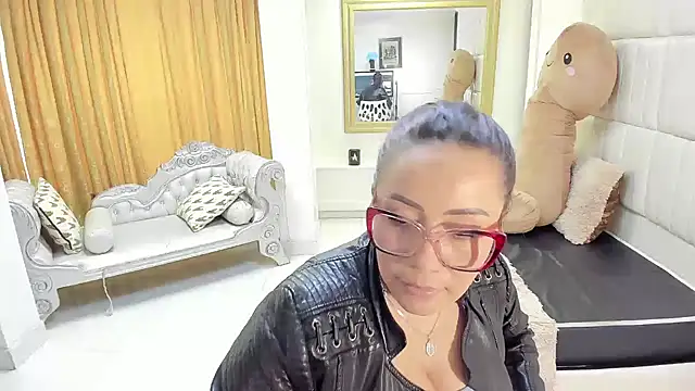 gaby_trent's Live XXX Chat