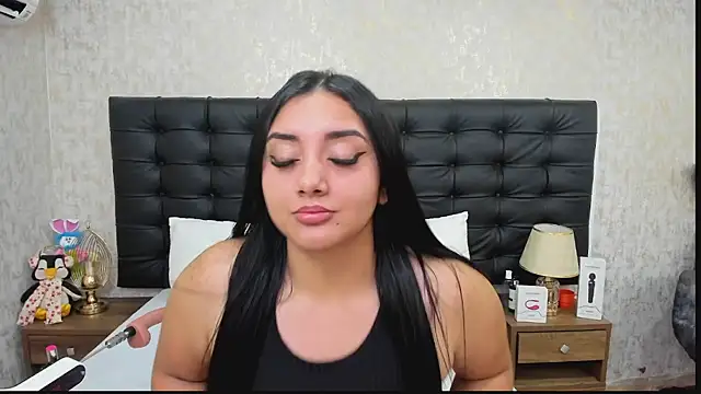 Chat XXX en directo de AmaliaDalton