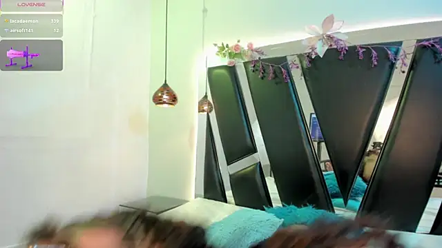 Chat XXX en directo de antonelllepiercee