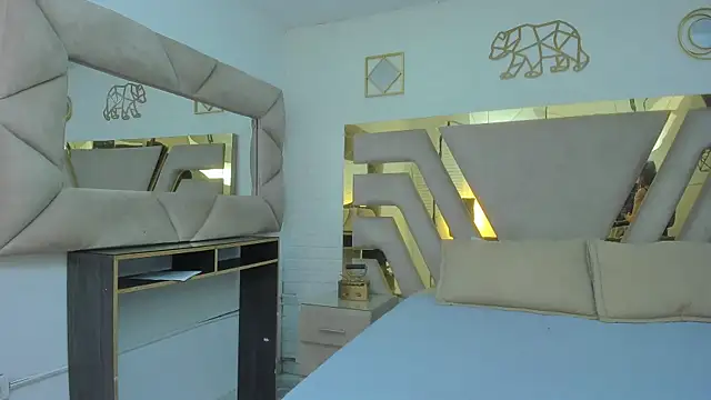 دردشة Goldentemptation_ الجنسية المباشرة
