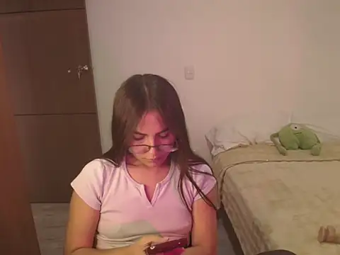 Živý XXX chat abbyyandmaxx