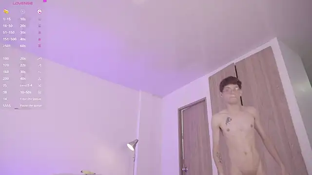XXX chat uživo modela simonbane01