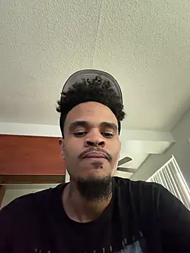 Mrmakeherwet_Tez Webcamshow