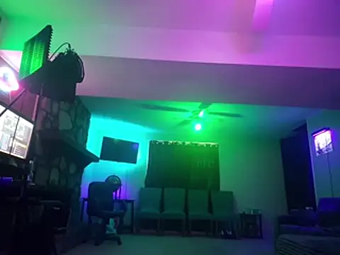 chronic_vibez's Webcam Show