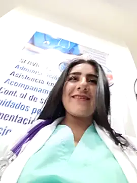 CAROLINE__07n Live XXX chat