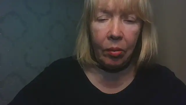 OlgaShine Chat XXX live