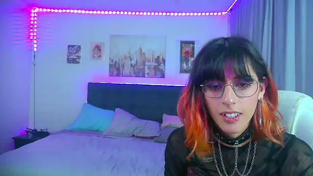 goth_minerva's Webcam Show