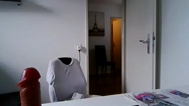 alpha-hunk Chat XXX live