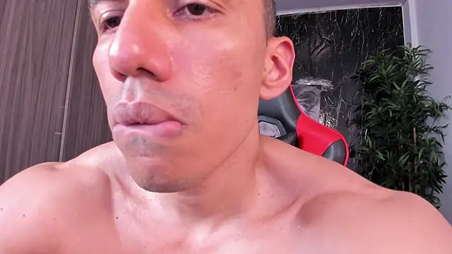 Erik_castle webcam show