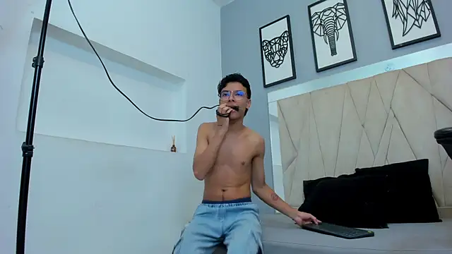 adams_bobby's Webcam Show