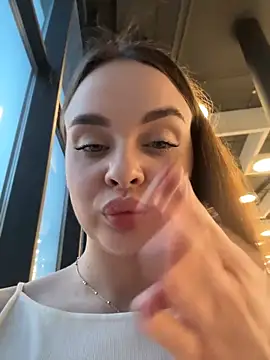 XXX chat uživo modela KristiRich