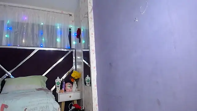 Santy_bigcock_01 网络视讯表演