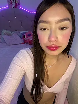 Miakittyyy élő XXX-chatje
