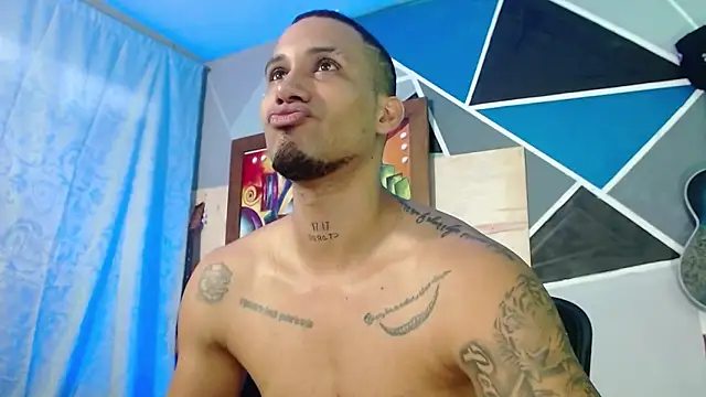 MagnusFrost webcam show