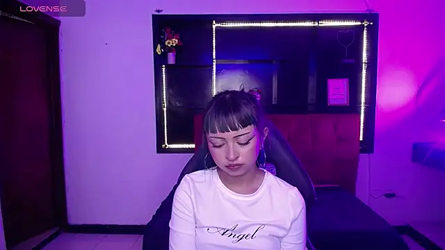 XXX chat uživo modela _ceeleste_cute_