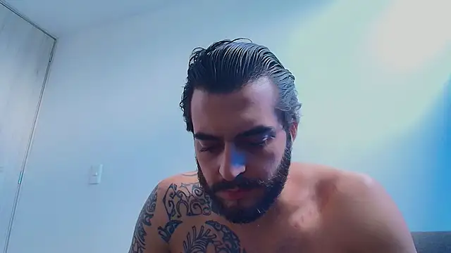 thomas_gun Chat XXX in diretta