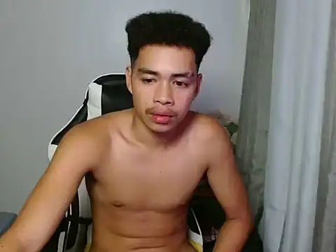 Show Webcam de curlyasian_njxx