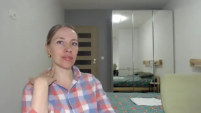 Javelinka live XXX chat