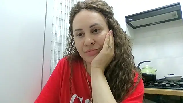 دردشة MeadowEyes الجنسية المباشرة