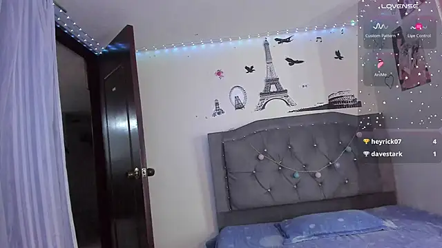 Megan_DarcyのライブXXXチャット