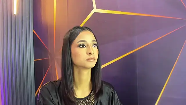 Miss_Isa_ live XXX chat