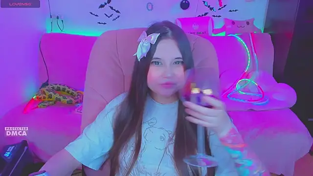Chat XXX en directo de Lolisuccub