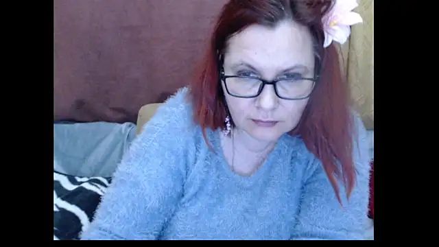 PlayfullMature Webcam Show