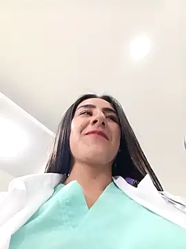 Онлайн чат XXX CAROLINE__07