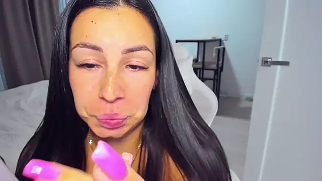 AvisFlowers Chat XXX in diretta