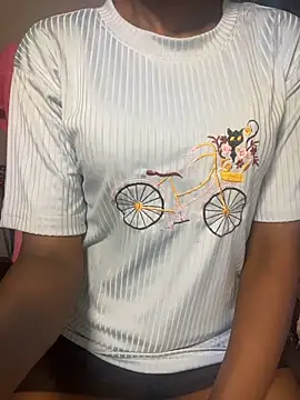 Indian-Squirt Webcamshow