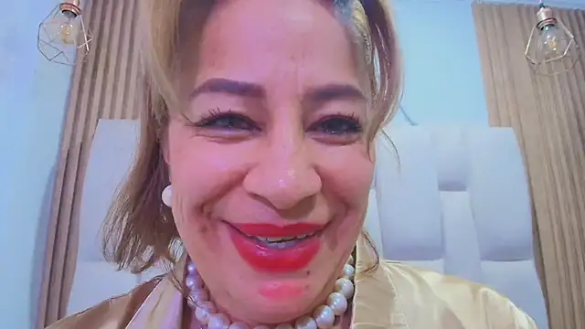 Chat +18 de BeatrizSchmidt ao vivo