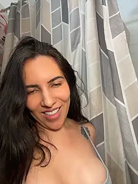 Lolathebaddie's Live XXX Chat