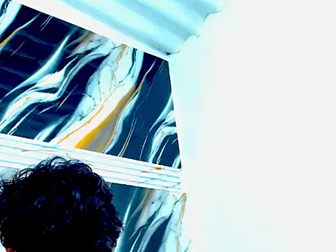 Show modela LAYAN_FEMBOY na web-kameri