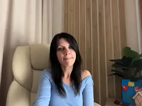 InjaAtHome Live XXX Chat