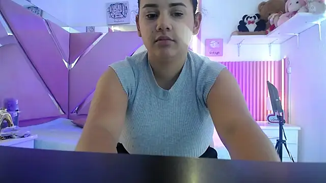 _Miaaleon – Naživo XXX chat