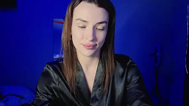 Kira__love1's Live XXX Chat