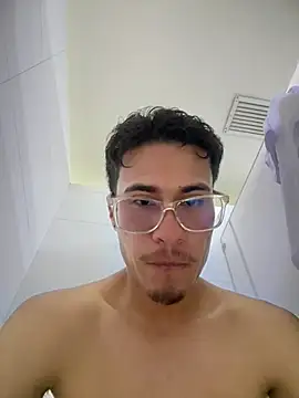 TavoHot_ Chat XXX in diretta