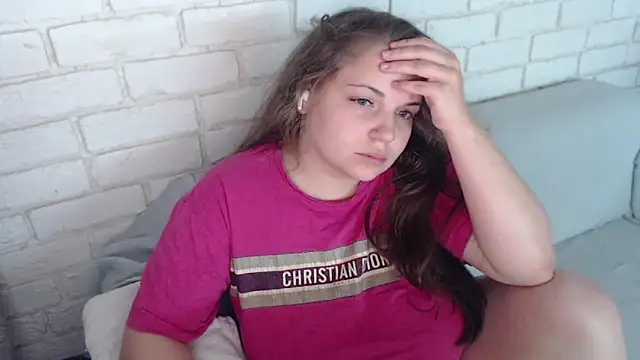 Crazyy_girl_'s Live XXX Chat