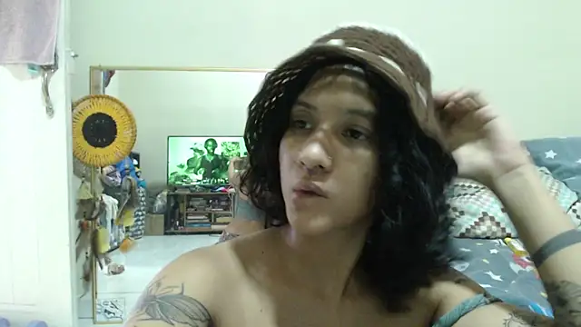 AlinaWoolf_'s Live XXX Chat