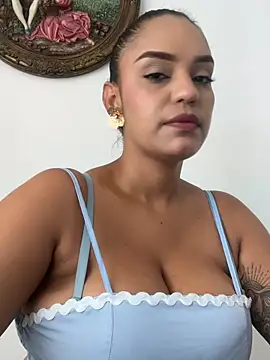 Sara-77 Adlı Modelin Web Kamerası Şovu