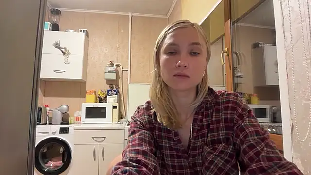 AngelJeni élő XXX-chatje